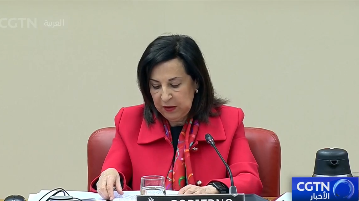 وزيرة الدفاع الإسبانية: لا يمكن للولايات المتحدة وإسرائيل تقرير القواعد العالمية 